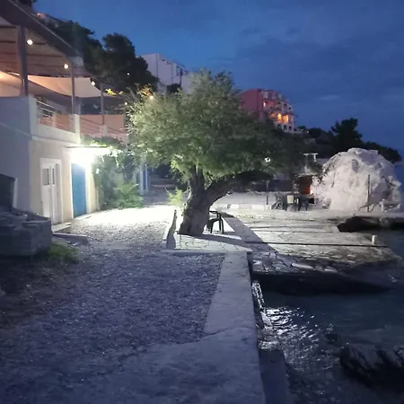 Lägenhet House Celina